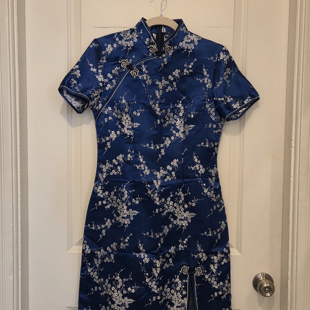 Blue and White Sheath Mini Dress with Slit